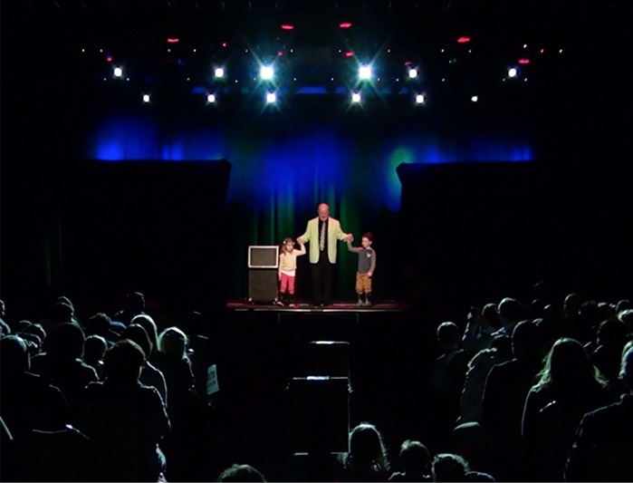 Peter Mennie and his Magic Show opening for The Backyardigans